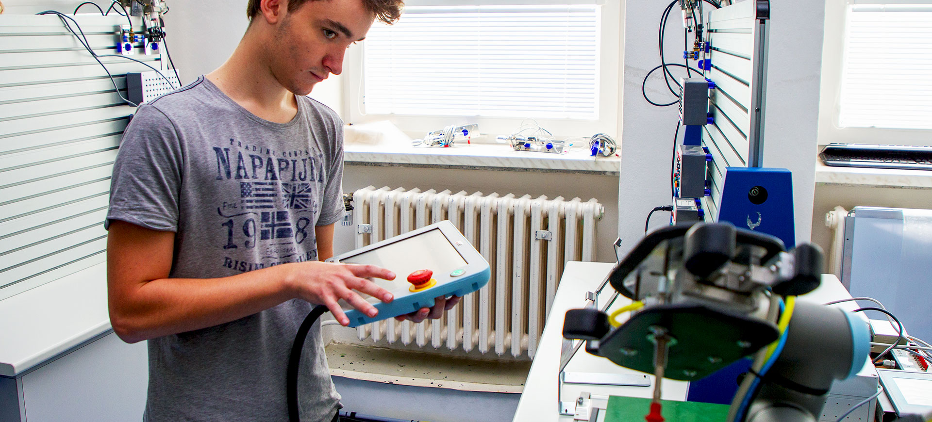 POJ-FM banner POJ-FM banner